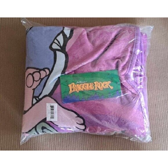 New Fraggle Rock Fleece Throw Blanket Gift Gobo Wembly Red Muppets Fraggles SOFT - Picture 3 of 3